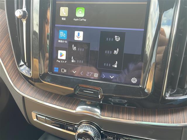 ＸＣ６０ Ｂ５　ＡＷＤ　インスクリプション　純正ナビ　ＡｐｐｌｅＣａｒｐｒａｙ　Ｈａｒｍａｎ／Ｋａｒｄｏｎ　レーダークルコン　全方位カメラ　コーナーセンサー　全席シートヒーター　前席シートクーラー　前席メモリー付きパワーシート　レザーシート（4枚目）