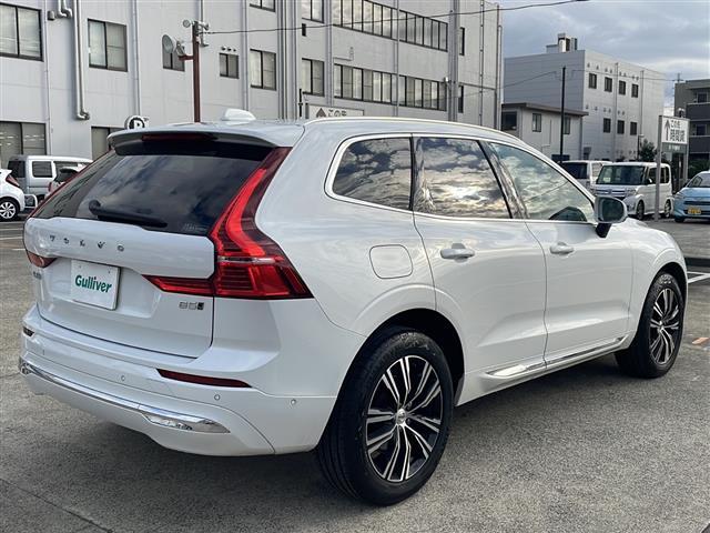 ＸＣ６０ Ｂ５　ＡＷＤ　インスクリプション　純正ナビ　ＡｐｐｌｅＣａｒｐｒａｙ　Ｈａｒｍａｎ／Ｋａｒｄｏｎ　レーダークルコン　全方位カメラ　コーナーセンサー　全席シートヒーター　前席シートクーラー　前席メモリー付きパワーシート　レザーシート（29枚目）