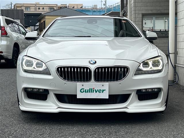 ６シリーズ ６５０ｉクーペ　Ｍスポーツ　サンルフ　純正ナビ　ＣＤ　ＤＶＤ　ＡＭ　ＦＭ　ＵＳＢ　ＡＵＸ　ＢＴ　フルセグＴＶ　バック・サイドカメラ　前ドラレコ　ＥＴＣ　パドルシフト　追クルコン　ＢＳＭ　ＨＵＤ　前後コーナーセンサー　電動Ｐブレー（24枚目）