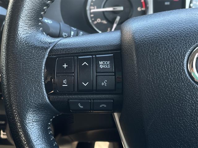 ハイラックス Z 1オーナー 純正ナビ Bカメラ プリクラッシュ レーンキープ ダウンヒルアシスト パーキングセンサー アイスト レーダークルコン パワーヒーター ETC 荷台カバー オートライト ISOFIX(7枚目)