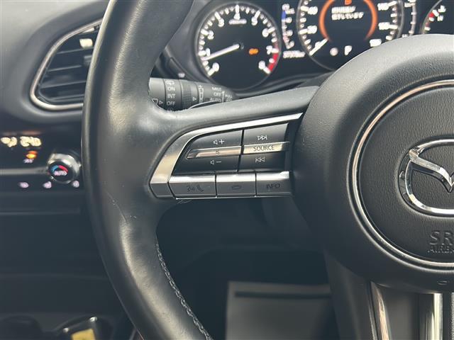 ＣＸ－３０ Ｘ　Ｌパッケージ　４ＷＤ　純正ナビ　Ｂカメラ　衝突軽減　レーンキープ　ＢＳＭ　オートハイビーム　クルコン　革シート　パワーシート　シートヒーター　ハンドルヒーター　ＥＴＣ　前後ドラレコ　電動リアゲート　スペアキー（7枚目）