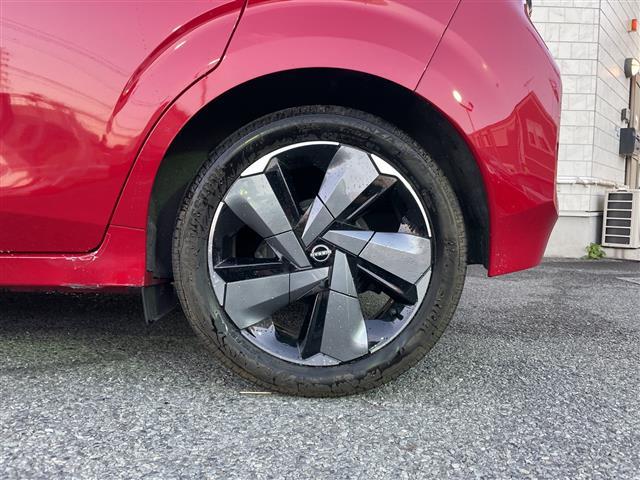 オーラ Ｇ　レザーエディション　１オナ　純正ナビ　全方位カメラ　エマブレ　車線逸脱　後側方衝突　ＢＳＭ　白革シート　シートヒーター　ハンドルヒーター　ＥＴＣ　ドラレコ　デジタルミラー　純正フロアマット　純正ドアバイザー　スペアキー（39枚目）