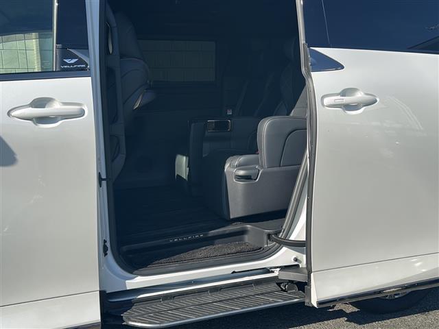 ヴェルファイアハイブリッド Ｚ　プレミア　１オナ　サンルーフ　ユニバーサルステップ　純正ナビ　３６０カメラ　フリップダウンモニター　電動シェード　トヨタセーフティセンス　１５００Ｗ電源　デジタルミラー　ＥＴＣ２．０　前後ドラレコ　スペアキー（2枚目）