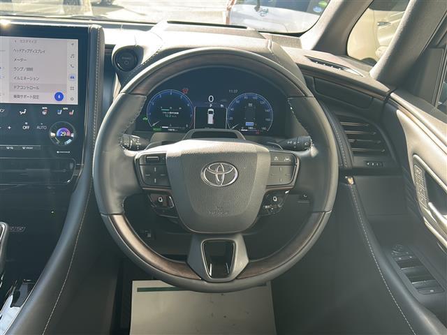 ヴェルファイアハイブリッド Ｚ　プレミア　１オナ　サンルーフ　ユニバーサルステップ　純正ナビ　３６０カメラ　フリップダウンモニター　電動シェード　トヨタセーフティセンス　１５００Ｗ電源　デジタルミラー　ＥＴＣ２．０　前後ドラレコ　スペアキー（6枚目）