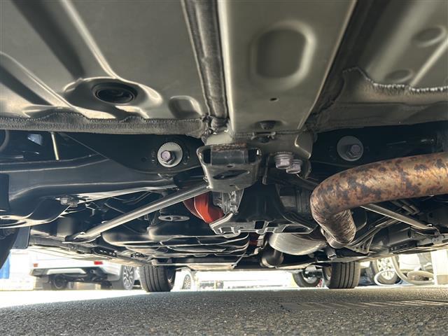 ヴェルファイアハイブリッド Ｚ　プレミア　１オナ　サンルーフ　ユニバーサルステップ　純正ナビ　３６０カメラ　フリップダウンモニター　電動シェード　トヨタセーフティセンス　１５００Ｗ電源　デジタルミラー　ＥＴＣ２．０　前後ドラレコ　スペアキー（37枚目）