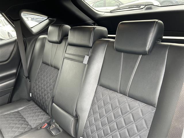 ハリアー プレミアム　純正ナビ／地デジＴＶ／Ｂｌｕｅｔｏｏｔｈ／バックカメラ／サンルーフ／モデリスタエアロ／衝突軽減ブレーキ／レーンキープ／ハーフレザー／純正アルミ／ＬＥＤヘッドライト／パワーバックドア／スマートキー（34枚目）