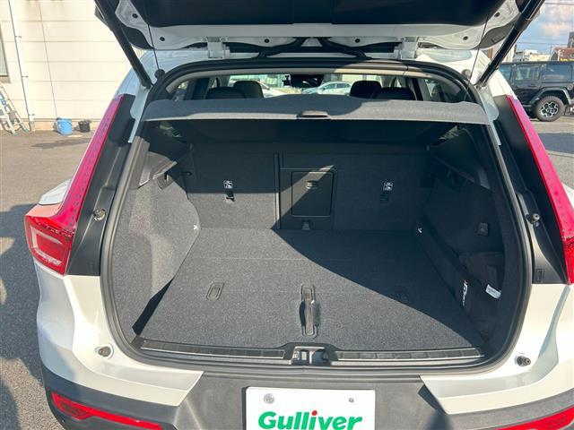 ＸＣ４０ Ｔ４　ＡＷＤ　インスクリプション　サンルーフ／衝突軽減ブレーキ／レーンキープアシスト／純正ナビ／地デジＴＶ／全方位カメラ／Ｂｌｕｅｔｏｏｔｈ／ｈａｒｍａｎ／ｋａｒｄｏｎ／黒レザーシート／シートヒーター／ステアリングヒーター／ＢＬＩＳ（35枚目）