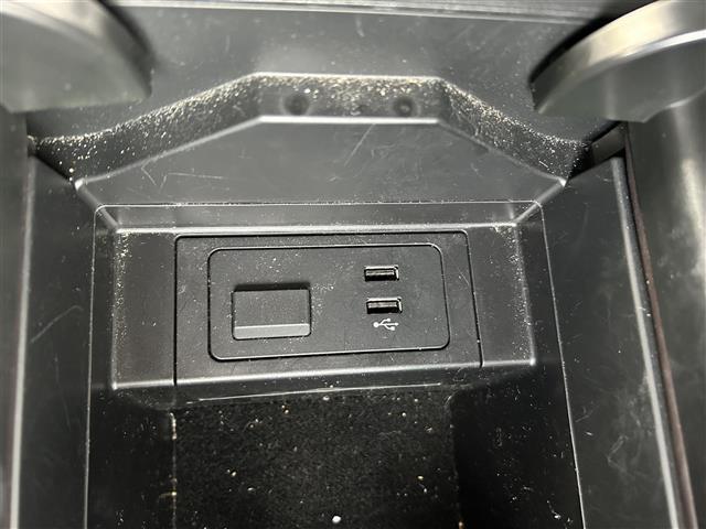 ＣＸ－８ ２５Ｓ　Ｌパッケージ　衝突軽減ブレーキ／サンルーフ／純正ナビ／地デジＴＶ／Ｂｌｕｅｔｏｏｔｈ／ＢＯＳＥスピーカー／黒レザーシート／シートヒーター／エアシート／アクティブドライビングディスプレイ／ステアリングヒーター／ＢＳＭ（28枚目）