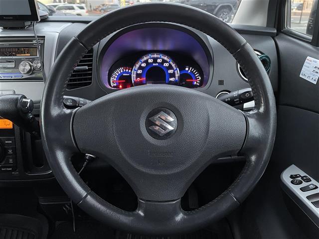 ワゴンR リミテッド ワンオーナー/社外メモリナビ/フルセグTV/盗難防止装置/オートライト/プッシュスタート/スペアキー/スマートキー/純正14インチアルミホイール/純正フロアマット/HID/保証書有り/取扱説明書有り(26枚目)