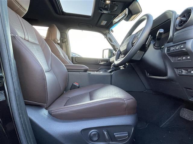 ランドクルーザー２５０ ＶＸファーストエディション　丸目ヘッドライト／アドバンストドライブ／ワンオーナー／サンルーフ／純正ナビ（フルセグＴＶ／ＨＤＭＩ／Ｂｌｕｅｔｏｏｔｈ）／ＪＢＬサウンド／全方位モニター／置くだけ充電／デジタルインナーミラー／茶レザー（14枚目）