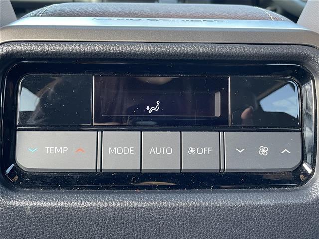 ランドクルーザー２５０ ＶＸファーストエディション　丸目ヘッドライト／アドバンストドライブ／ワンオーナー／サンルーフ／純正ナビ（フルセグＴＶ／ＨＤＭＩ／Ｂｌｕｅｔｏｏｔｈ）／ＪＢＬサウンド／全方位モニター／置くだけ充電／デジタルインナーミラー／茶レザー（38枚目）