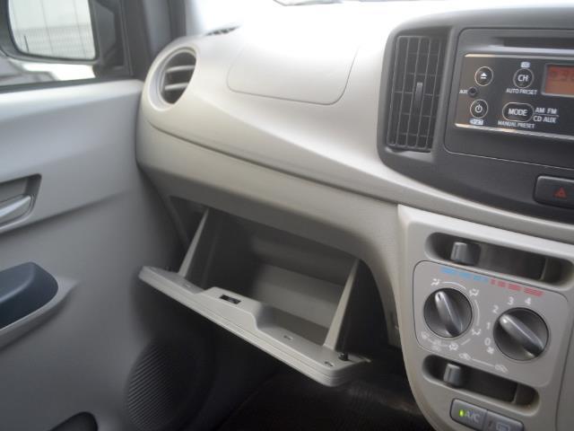 ミライース L SA 1オーナー/純正オーディオ/スマートアシスト/エコアイドル/キーレス/社外AW/バイザー/フロアマット 衝突軽減B 運転席エアバック パワーウインドー 横滑防止 ワンオーナー車 キーレス ABS(12枚目)