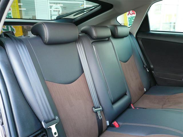 プリウス Gツーリングセレクション プリクラッシュセーフティシステム Bluetoothオーディオ Rカメラ AUX 1オーナー LEDヘットライト エアコン Wエアバック エアバック ETC車載器 キーフリー パワーウインド PS(11枚目)