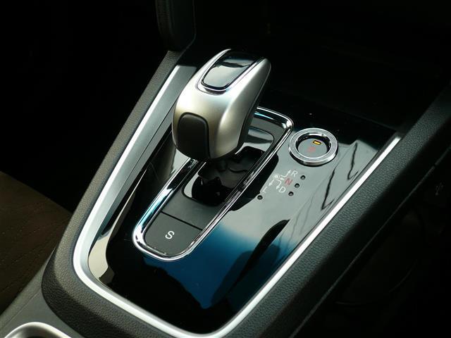 シャトル ハイブリッドZ ホンダセンシング 衝突軽減 レーダークルコン カーテンエアバック LEDライト 前席シートヒーター メモリナビ Bカメラ USB接続 DVD パワーウィンドウ オートライト ナビTV 地デジ ETC スマートキー(7枚目)