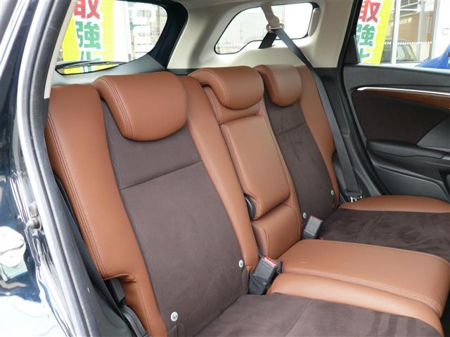 シャトル ハイブリッドZ ホンダセンシング 衝突軽減 レーダークルコン カーテンエアバック LEDライト 前席シートヒーター メモリナビ Bカメラ USB接続 DVD パワーウィンドウ オートライト ナビTV 地デジ ETC スマートキー(13枚目)