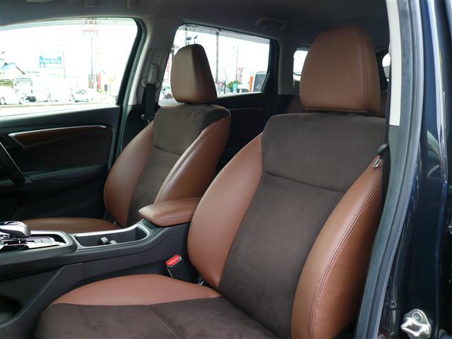 シャトル ハイブリッドZ ホンダセンシング 衝突軽減 レーダークルコン カーテンエアバック LEDライト 前席シートヒーター メモリナビ Bカメラ USB接続 DVD パワーウィンドウ オートライト ナビTV 地デジ ETC スマートキー(16枚目)