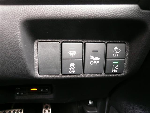 シャトル ハイブリッドZ ホンダセンシング 衝突軽減 レーダークルコン カーテンエアバック LEDライト 前席シートヒーター メモリナビ Bカメラ USB接続 DVD パワーウィンドウ オートライト ナビTV 地デジ ETC スマートキー(22枚目)