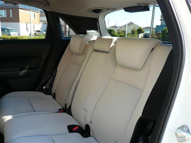 フィット ベーシック 追従型クルコン メモリナビ アイスト 衝突軽減 DVD再生 VSA 地デジ オートエアコン USB接続 ETC車載器 AUTOライト スマートキー パワーステアリング キーレス パワーウインドウ(17枚目)