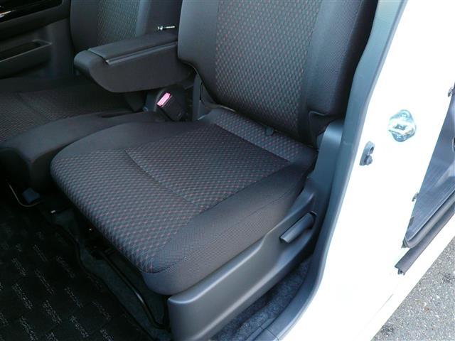 スペーシアカスタム GS ☆禁煙車☆社外ナビ ☆片側パワースライドドア☆LEDルームランプ☆KENWOODスピーカー☆オートライト☆HID☆バックカメラ☆ステアリングリモコン☆Fフォグランプ☆ドライブレコーダー(12枚目)