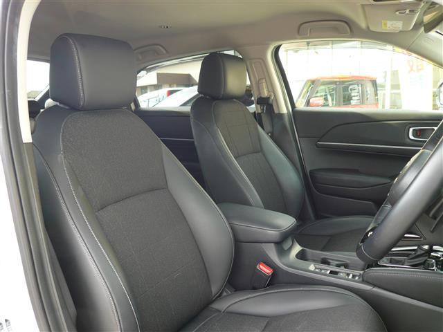 ヴェゼル ｅ：ＨＥＶ　Ｚ　ＬＤＡ　衝突回避支援ブレーキ機能　１オナ　追従　スマキ　ＢＴオーディオ　Ｐトランク　フルオートエアコン　Ｄレコ　エアバッグ　両席エアバック　Ｒカメ　パワーウィンドウ　ＬＥＤランプ　ソナー　シートヒータ（18枚目）