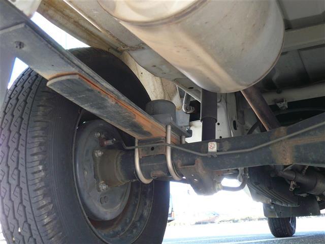 キャリイトラック ＫＣエアコン・パワステ　エヤコン　ＰＳ　ＵＳＢ　１オーナー車（16枚目）