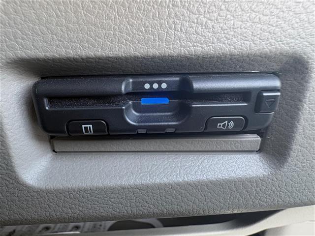 スペーシア Ｘ　禁煙車　低走行２万キロ台　デュアルカメラブレーキサポート　片側パワースライド　前後ドラレコ　ＫＥＮＷＯＯＤ　ＳＤナビ　リアロールサンシェード　オーバーヘッドコンソール　純正ＥＴＣ　シートヒータ　ＡＡＣ（12枚目）