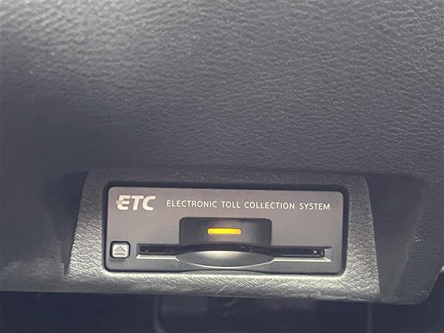 スカイライン 350GT ハイブリッド タイプSP アラウンドビューモニター/社外ダウンサス 本革 ローダウン 電動シート LEDヘッド インテリジェントエアコン クルーズコントロール シートヒーター HDDナビ ドラレコ ETC 寒冷地 ナビTV(11枚目)