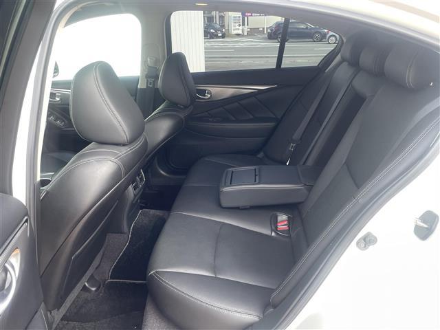 スカイライン 350GT ハイブリッド タイプSP アラウンドビューモニター/社外ダウンサス 本革 ローダウン 電動シート LEDヘッド インテリジェントエアコン クルーズコントロール シートヒーター HDDナビ ドラレコ ETC 寒冷地 ナビTV(17枚目)