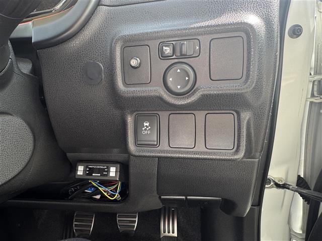 ノート ニスモ S バックモニター ドラレコ 助手席エアバック SDナビ 運転席エアバック ナビ DVD フルオートエアコン ETC車載器 キーレス パワーステアリング LEDへッドライト(8枚目)