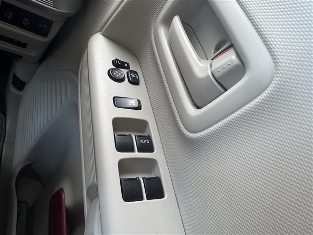 スペーシア ハイブリッドＸ　両側パワードア　スマートエントリー　シ－トヒ－タ－　ＥＴＣ車載器　ブルートゥース　ｉ－ｓｔｏｐ　フリーキー　ナビＴＶ　サイドエアバック　ダブルエアバック　ＶＤＣ　ＡＡＣ　ＳＤナビゲーション　ＤＶＤ再生（27枚目）