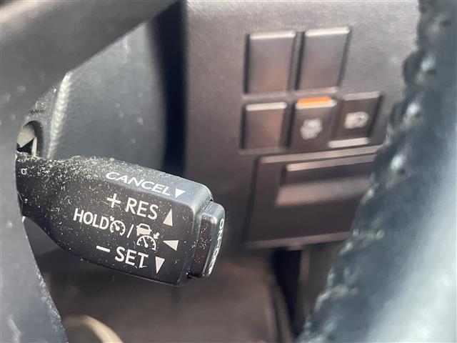 ヴェルファイア ２．５Ｚ　ＢＩＧＸナビ／フリップダウンモニター　車線逸脱　ｂｌｕｅｔｏｏｔｈ　両自動ドア　地デジ　エアロ　Ｂカメラ　オートクルーズコントロール　ダブルエアコン　ＬＥＤライト　横滑り防止装置付き　ＥＴＣ　ＤＶＤ（14枚目）