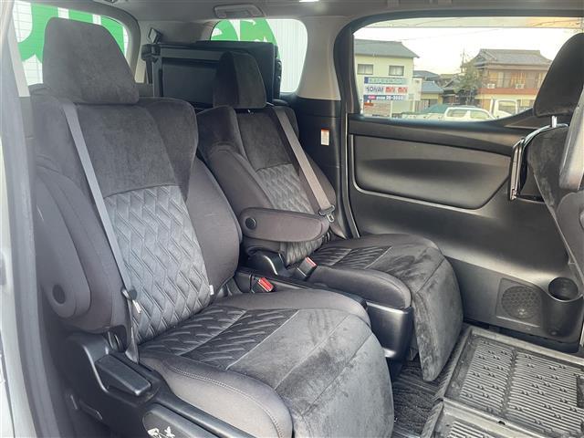 ヴェルファイア ２．５Ｚ　ＢＩＧＸナビ／フリップダウンモニター　車線逸脱　ｂｌｕｅｔｏｏｔｈ　両自動ドア　地デジ　エアロ　Ｂカメラ　オートクルーズコントロール　ダブルエアコン　ＬＥＤライト　横滑り防止装置付き　ＥＴＣ　ＤＶＤ（23枚目）