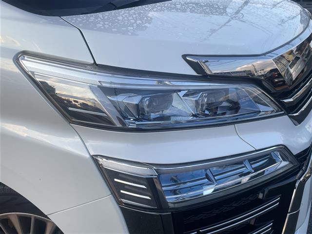 ヴェルファイア ２．５Ｚ　ＢＩＧＸナビ／フリップダウンモニター　車線逸脱　ｂｌｕｅｔｏｏｔｈ　両自動ドア　地デジ　エアロ　Ｂカメラ　オートクルーズコントロール　ダブルエアコン　ＬＥＤライト　横滑り防止装置付き　ＥＴＣ　ＤＶＤ（25枚目）