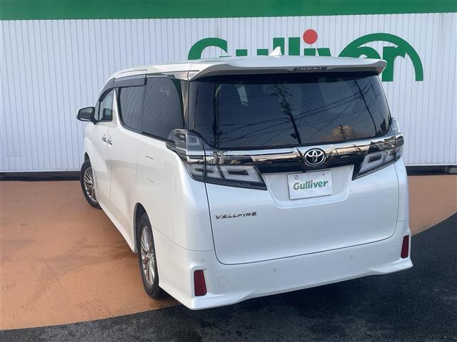 ヴェルファイア ２．５Ｚ　ＢＩＧＸナビ／フリップダウンモニター　車線逸脱　ｂｌｕｅｔｏｏｔｈ　両自動ドア　地デジ　エアロ　Ｂカメラ　オートクルーズコントロール　ダブルエアコン　ＬＥＤライト　横滑り防止装置付き　ＥＴＣ　ＤＶＤ（27枚目）