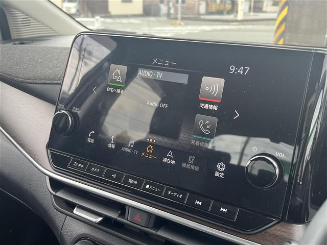 オーラ Ｇ　レザーエディション　ワンオーナ　追突防止　地デジ　２．０ＥＴＣ　横滑り防止　Ｂｌｕｅｔｏｏｔｈ　レーダークルーズ　本革　ＬＥＤ　ドライブレコーダー　インテリジェントキー　キーレスエントリー　オートエアコン　ＡＢＳ　ＩＳＳ（12枚目）