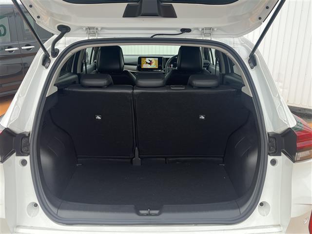 オーラ Ｇ　レザーエディション　ワンオーナ　追突防止　地デジ　２．０ＥＴＣ　横滑り防止　Ｂｌｕｅｔｏｏｔｈ　レーダークルーズ　本革　ＬＥＤ　ドライブレコーダー　インテリジェントキー　キーレスエントリー　オートエアコン　ＡＢＳ　ＩＳＳ（33枚目）