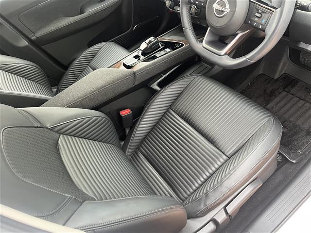 オーラ Ｇ　レザーエディション　ワンオーナ　追突防止　地デジ　２．０ＥＴＣ　横滑り防止　Ｂｌｕｅｔｏｏｔｈ　レーダークルーズ　本革　ＬＥＤ　ドライブレコーダー　インテリジェントキー　キーレスエントリー　オートエアコン　ＡＢＳ　ＩＳＳ（36枚目）