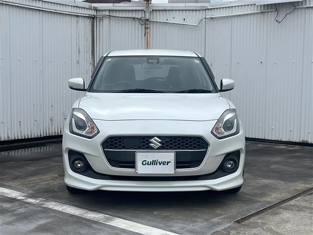 スイフト RS 5速ミッション セーフティパッケージ 社外ディスプレイオーディオ Bluetooth バックカメラ ドライブレコーダー ビルトインETC 純正16インチアルミホイール 運転席シートヒーター ナビ(5枚目)