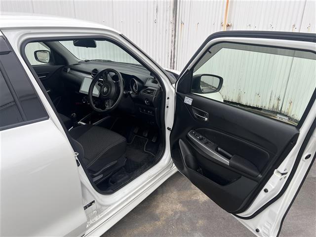 スイフト RS 5速ミッション セーフティパッケージ 社外ディスプレイオーディオ Bluetooth バックカメラ ドライブレコーダー ビルトインETC 純正16インチアルミホイール 運転席シートヒーター ナビ(26枚目)