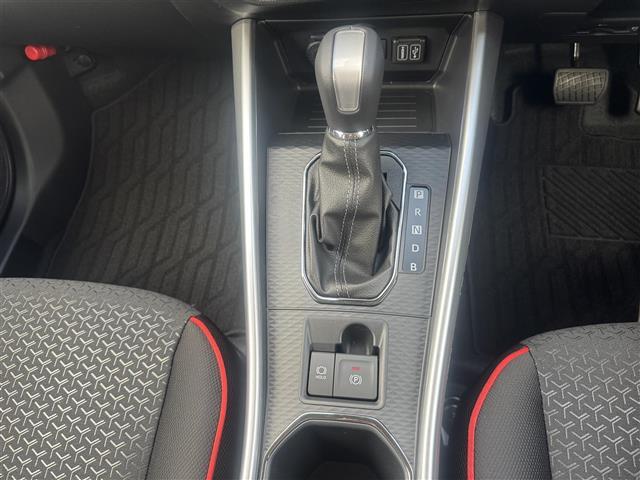 ライズ Ｚ　パノラミックビューパッケージ　ブラインドスポットモニター　リアクロストラフィックアラート　ブラック＆パールホワイト　ビルトインＥＴＣ　スマートアシスト　スマートキー×２　マルチビューカメラ　ＵＳＢ接続（31枚目）