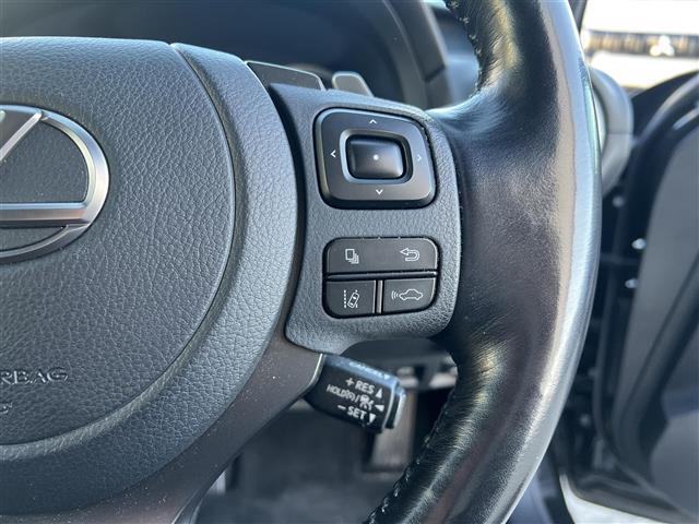 ＩＳ ＩＳ３００　バージョンＬ　ＡＨＢ　ＤＶＤ再生　ムーンルーフ　レザーシート　レーダークルーズ　エアシート　地デジ　Ｂｌｕｅｔｏｏｔｈ　シートヒーター　ＥＴＣ２．０　アイドリングストップ　ＬＥＤヘッドランプ　バックカメラ　ターボ（22枚目）