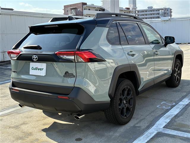 ＲＡＶ４ アドベンチャー　オフロードパッケージＩＩ　ブルートゥースオーディオ　レーダークルコン　横滑り防止装置　地デジ　衝突被害軽減ブレーキ　ドライブレコーダー　メモリーナビ　オートライト　ワンオーナー　ＥＴＣ２．０　オートマチックハイビーム　記録簿（2枚目）
