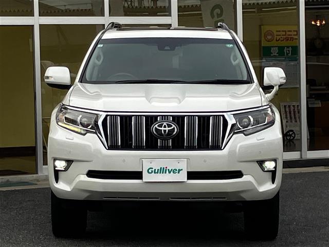 ランドクルーザープラド TX Lパッケージ リアカメラ 追従クルーズ BTオーディオ 車線逸脱 パーキングセンサー 1オ-ナ- スマートキ ヒーター キーレスエントリー 3列席 DVD再生可 エアコン LEDランプ レザー パートタイム4WD(3枚目)