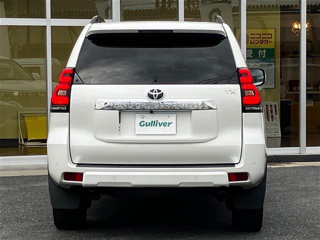 ランドクルーザープラド TX Lパッケージ リアカメラ 追従クルーズ BTオーディオ 車線逸脱 パーキングセンサー 1オ-ナ- スマートキ ヒーター キーレスエントリー 3列席 DVD再生可 エアコン LEDランプ レザー パートタイム4WD(4枚目)