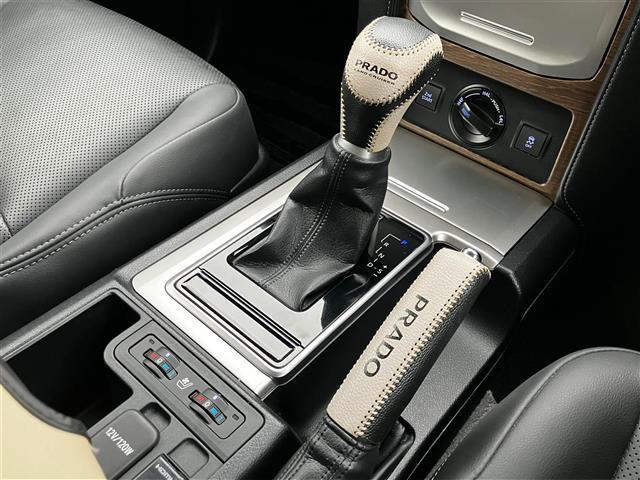 ランドクルーザープラド TX Lパッケージ リアカメラ 追従クルーズ BTオーディオ 車線逸脱 パーキングセンサー 1オ-ナ- スマートキ ヒーター キーレスエントリー 3列席 DVD再生可 エアコン LEDランプ レザー パートタイム4WD(15枚目)