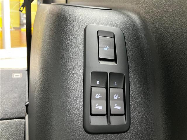 ランドクルーザープラド TX Lパッケージ リアカメラ 追従クルーズ BTオーディオ 車線逸脱 パーキングセンサー 1オ-ナ- スマートキ ヒーター キーレスエントリー 3列席 DVD再生可 エアコン LEDランプ レザー パートタイム4WD(35枚目)