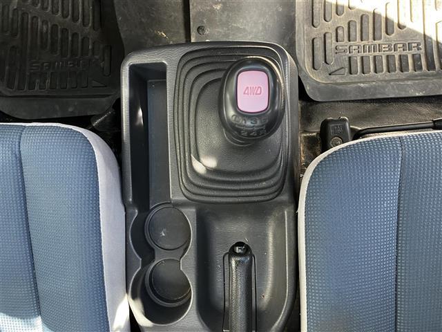サンバートラック ベースグレード パワーステアリング 4WD エアバック付 マニュアルエアコン(22枚目)