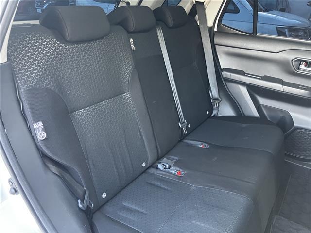 ライズ Ｚ　追従クルーズ　ＢＬＵＥＴＯＯＴＨ　車線逸脱　シートＨ　アイドリングＳＴＯＰ　フルセグテレビ　横滑り防止機能　オートライト　ＬＥＤヘッドライト　寒冷地仕様　１オーナー車　エアバッグ　スマートキ　４ＷＤ車（13枚目）