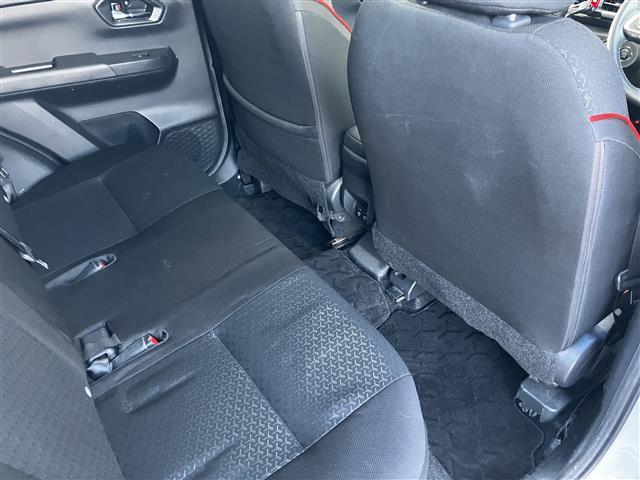 ライズ Ｚ　追従クルーズ　ＢＬＵＥＴＯＯＴＨ　車線逸脱　シートＨ　アイドリングＳＴＯＰ　フルセグテレビ　横滑り防止機能　オートライト　ＬＥＤヘッドライト　寒冷地仕様　１オーナー車　エアバッグ　スマートキ　４ＷＤ車（14枚目）