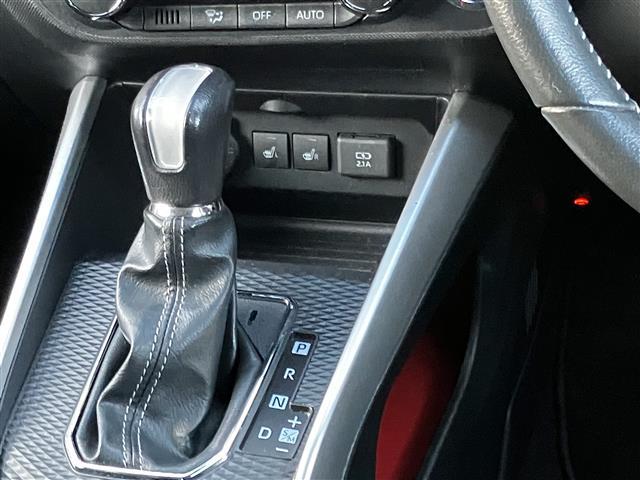 ライズ Ｚ　追従クルーズ　ＢＬＵＥＴＯＯＴＨ　車線逸脱　シートＨ　アイドリングＳＴＯＰ　フルセグテレビ　横滑り防止機能　オートライト　ＬＥＤヘッドライト　寒冷地仕様　１オーナー車　エアバッグ　スマートキ　４ＷＤ車（26枚目）